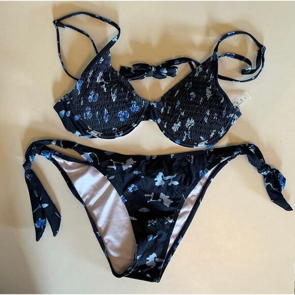 Shein Navy Blue Underwire Bikini - Stylish and Supportive - Picture 1 of 5